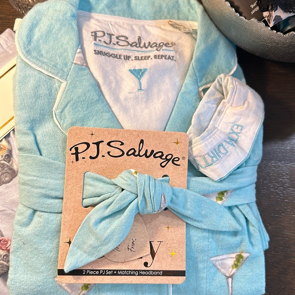 Super cute jammies!